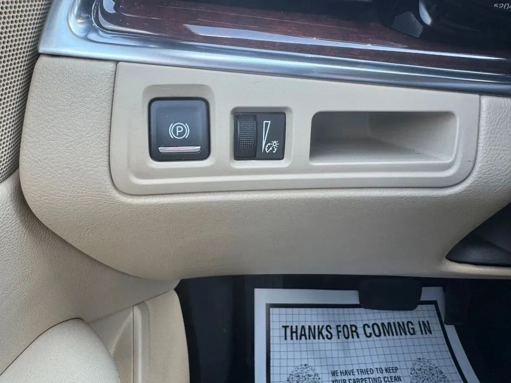 Cadillac XT5 photo 22