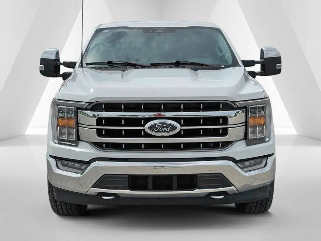Ford F-150 photo 2