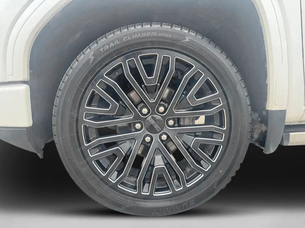 GMC Sierra photo 37