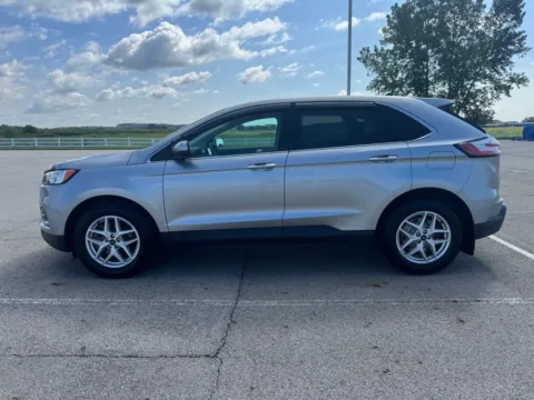 More photos of 2022 Ford Edge SEL at Braden Cadillac GMC, OH