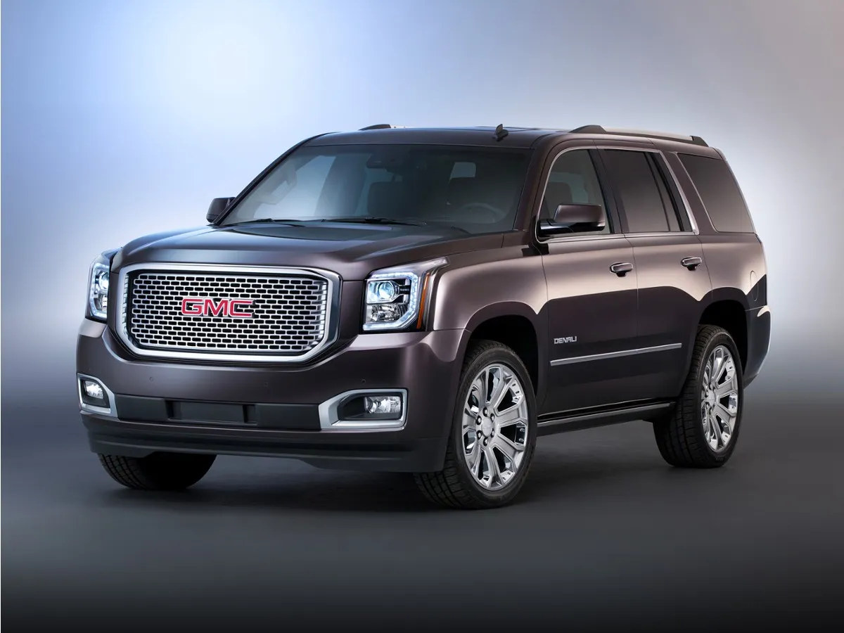2017 GMC Yukon Denali for sale in Carroll, OH