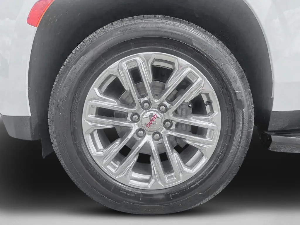 GMC Yukon XL photo 33