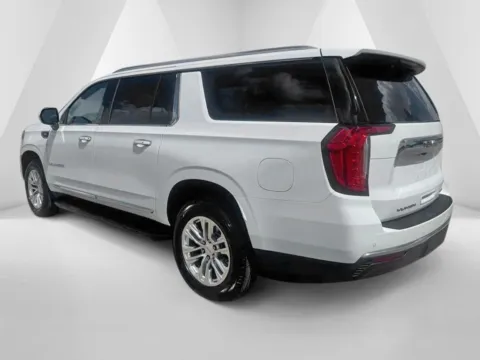 More photos of 2023 GMC Yukon XL SLT at Braden Cadillac GMC, OH
