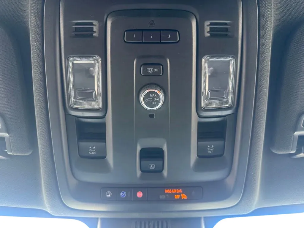 GMC Yukon XL photo 31