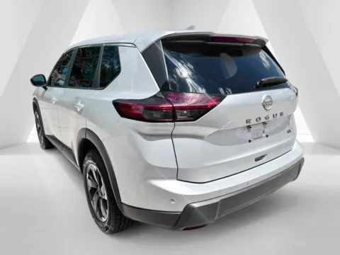 More photos of 2024 Nissan Rogue SV at Braden Cadillac GMC, OH