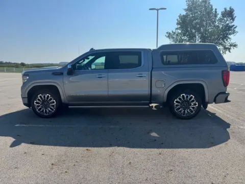 More photos of 2024 GMC Sierra 1500 Denali Ultimate at Braden Cadillac GMC, OH