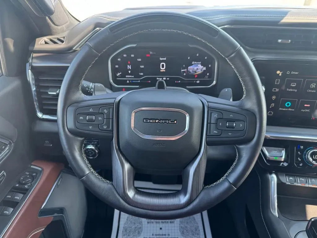 GMC Sierra photo 24