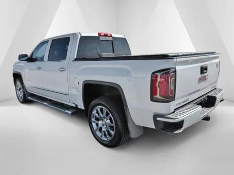 More photos of 2018 GMC Sierra 1500 Denali at Braden Cadillac GMC, OH