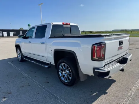 More photos of 2018 GMC Sierra 1500 Denali at Braden Cadillac GMC, OH