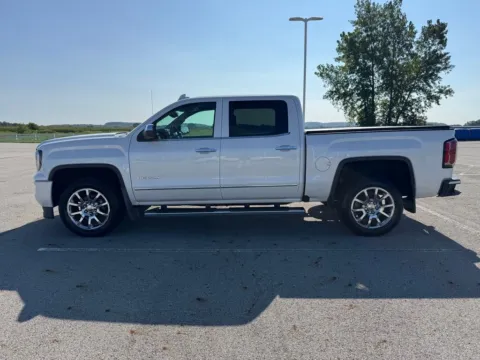 More photos of 2018 GMC Sierra 1500 Denali at Braden Cadillac GMC, OH