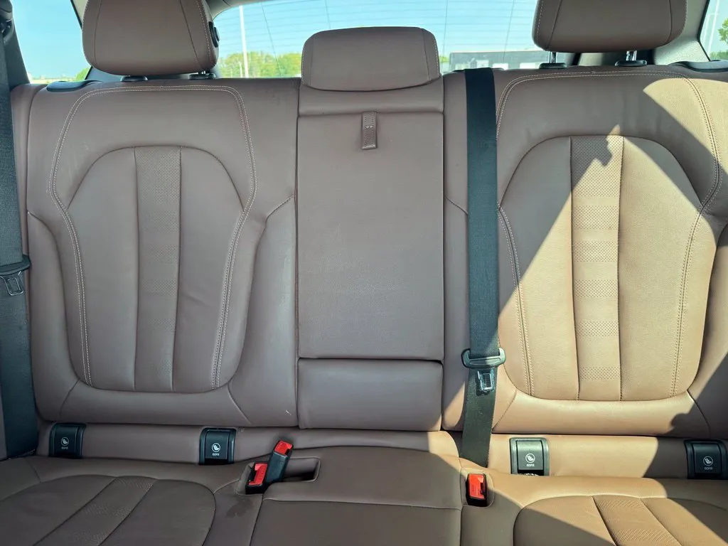 BMW X5 photo 19