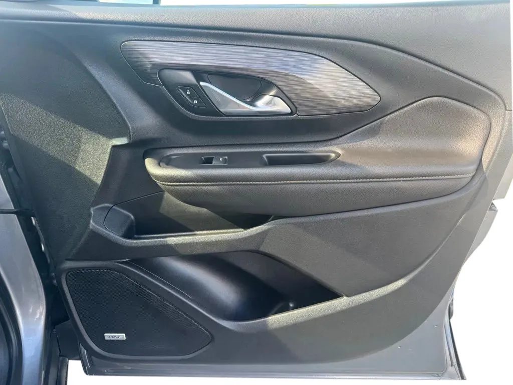 GMC Terrain photo 16