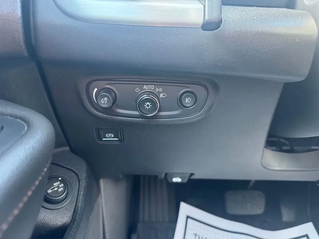 GMC Terrain photo 23