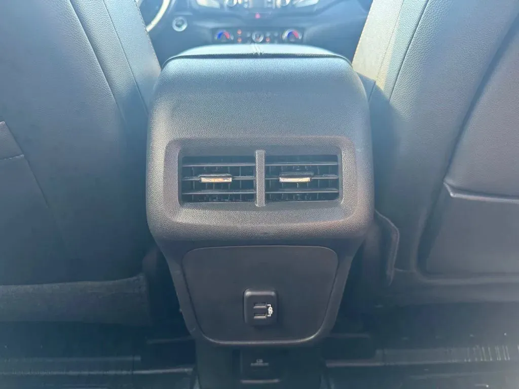 GMC Terrain photo 20