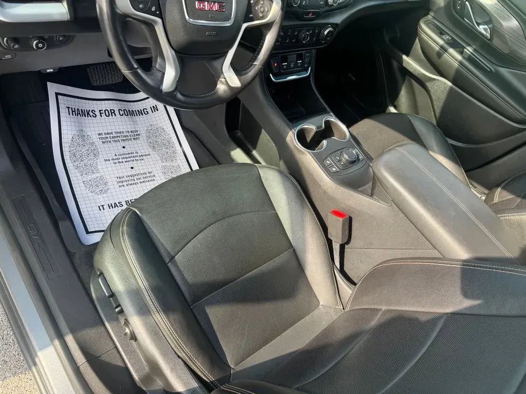 GMC Terrain photo 10