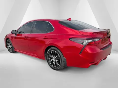 More photos of 2023 Toyota Camry SE at Braden Cadillac GMC, OH