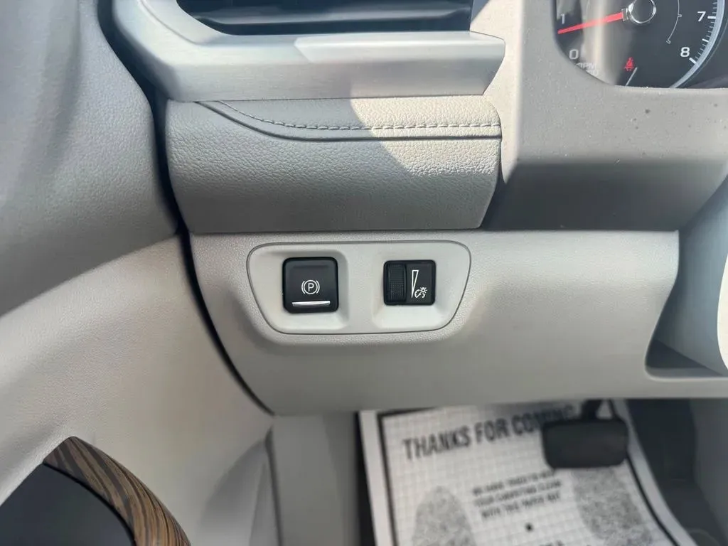 GMC Acadia photo 22