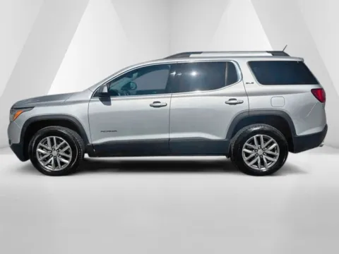 More photos of 2017 GMC Acadia SLE-2 at Braden Cadillac GMC, OH