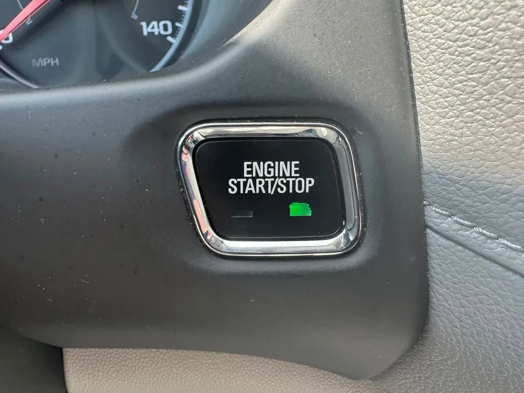 GMC Acadia photo 25