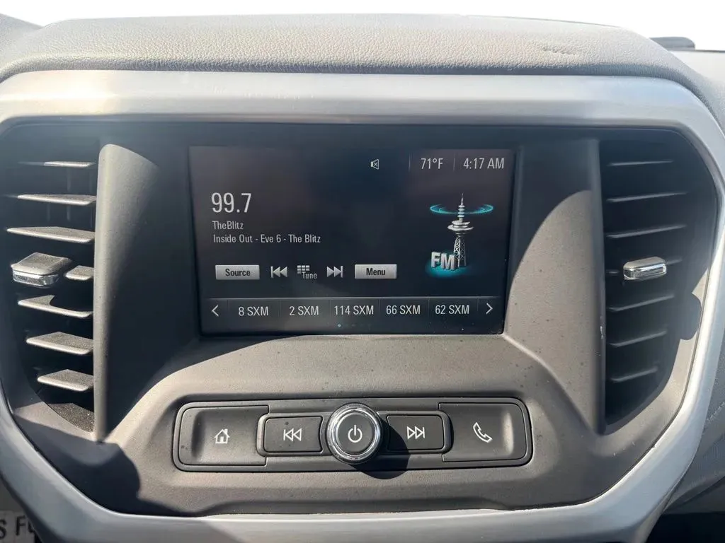 GMC Acadia photo 29