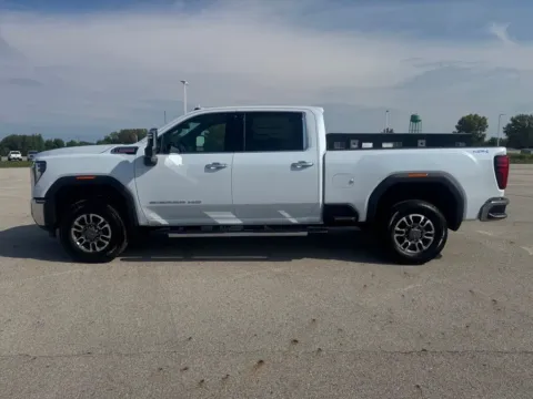 More photos of 2026 GMC Sierra 2500 HD SLT at Braden Cadillac GMC, OH