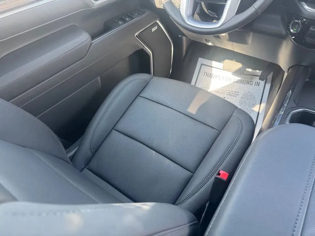 GMC Sierra photo 21