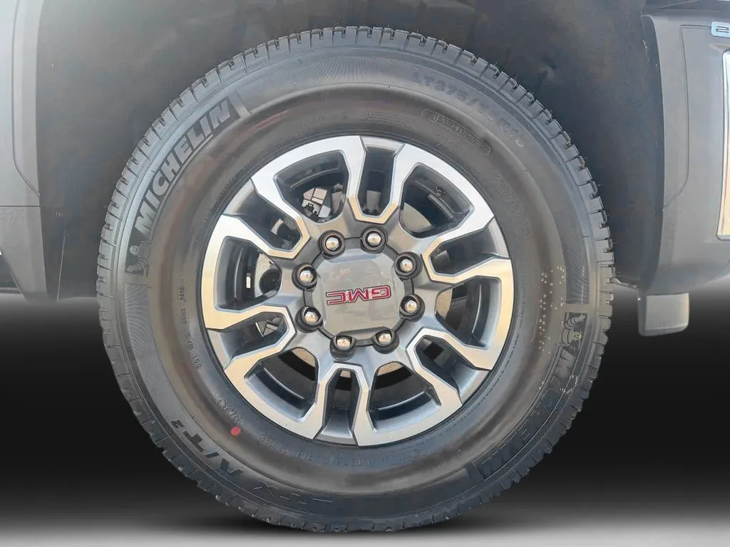 GMC Sierra photo 34