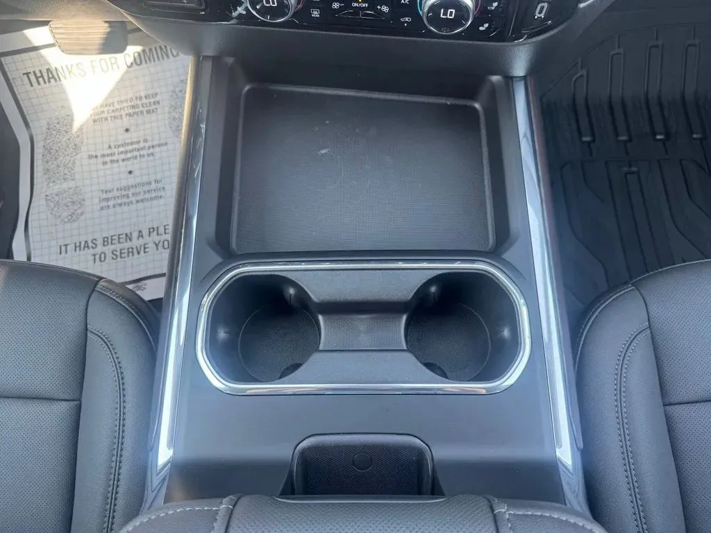 GMC Sierra photo 26