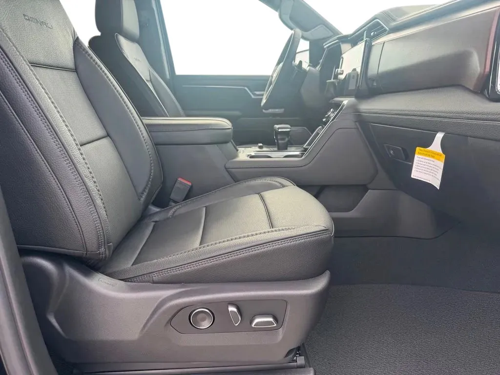 GMC Sierra photo 14