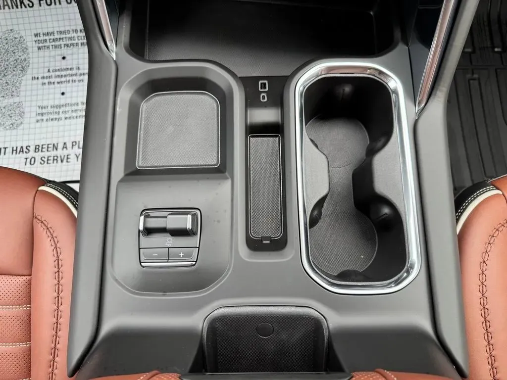 GMC Sierra photo 28