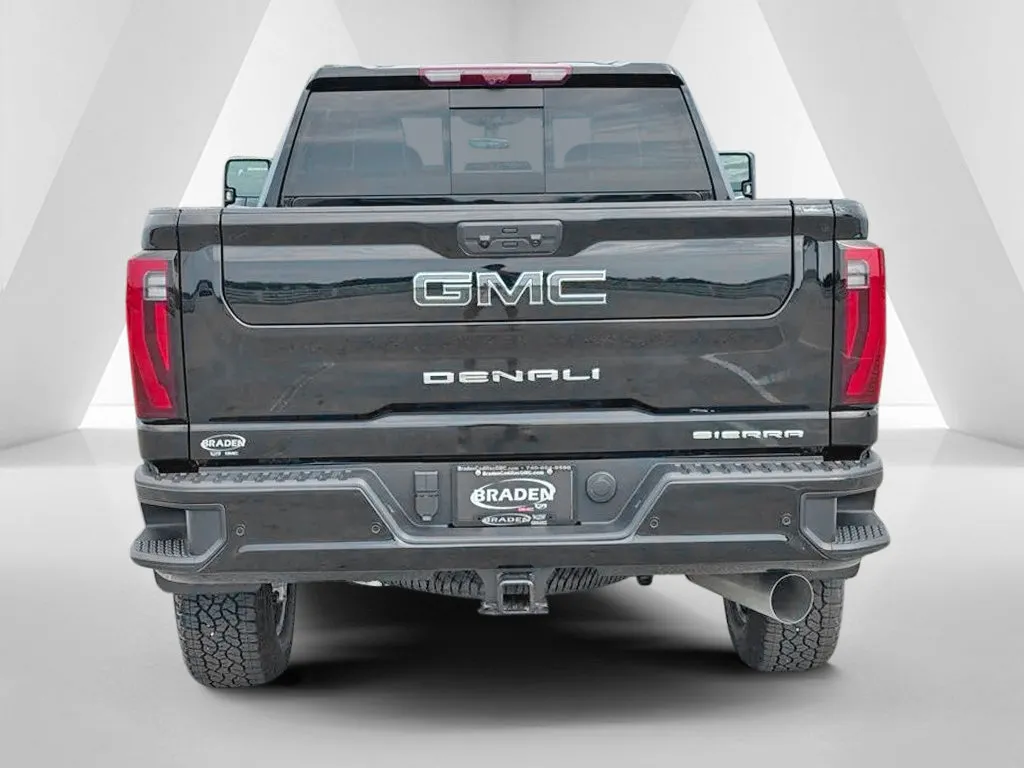GMC Sierra photo 6