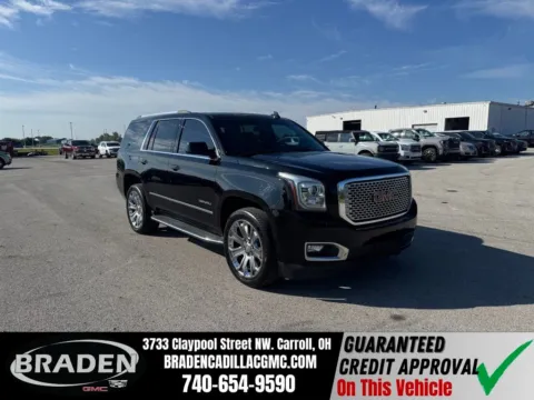 Black 2017 GMC Yukon Denali for sale in Carroll, OH