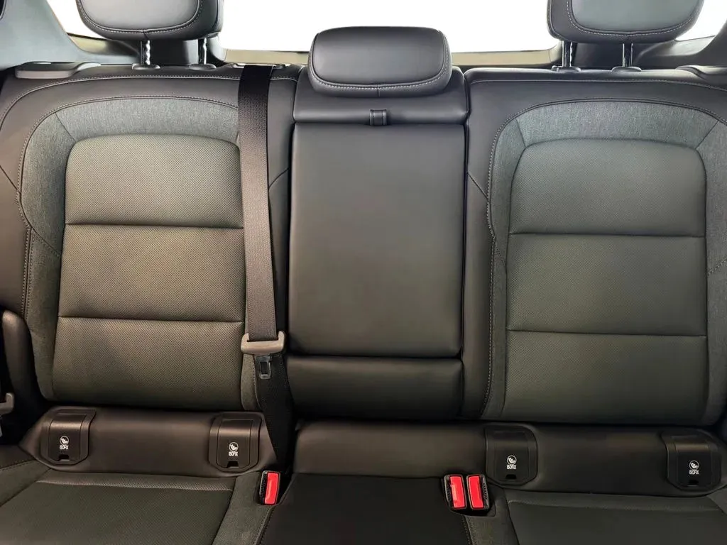 GMC Terrain photo 18
