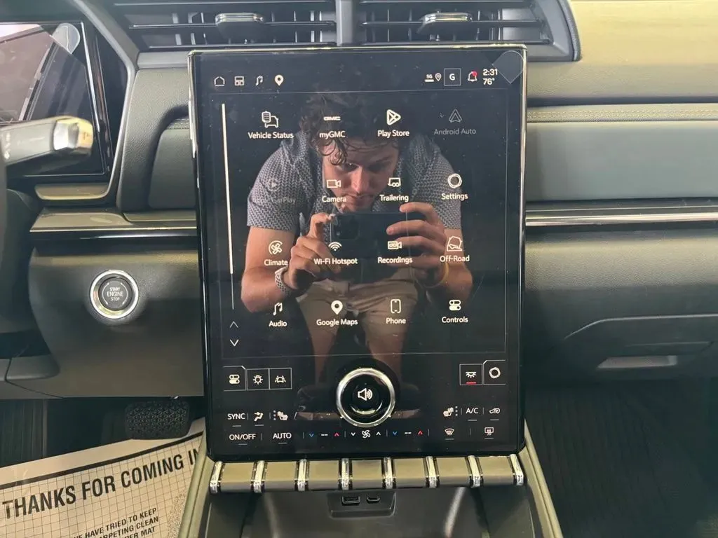 GMC Terrain photo 27