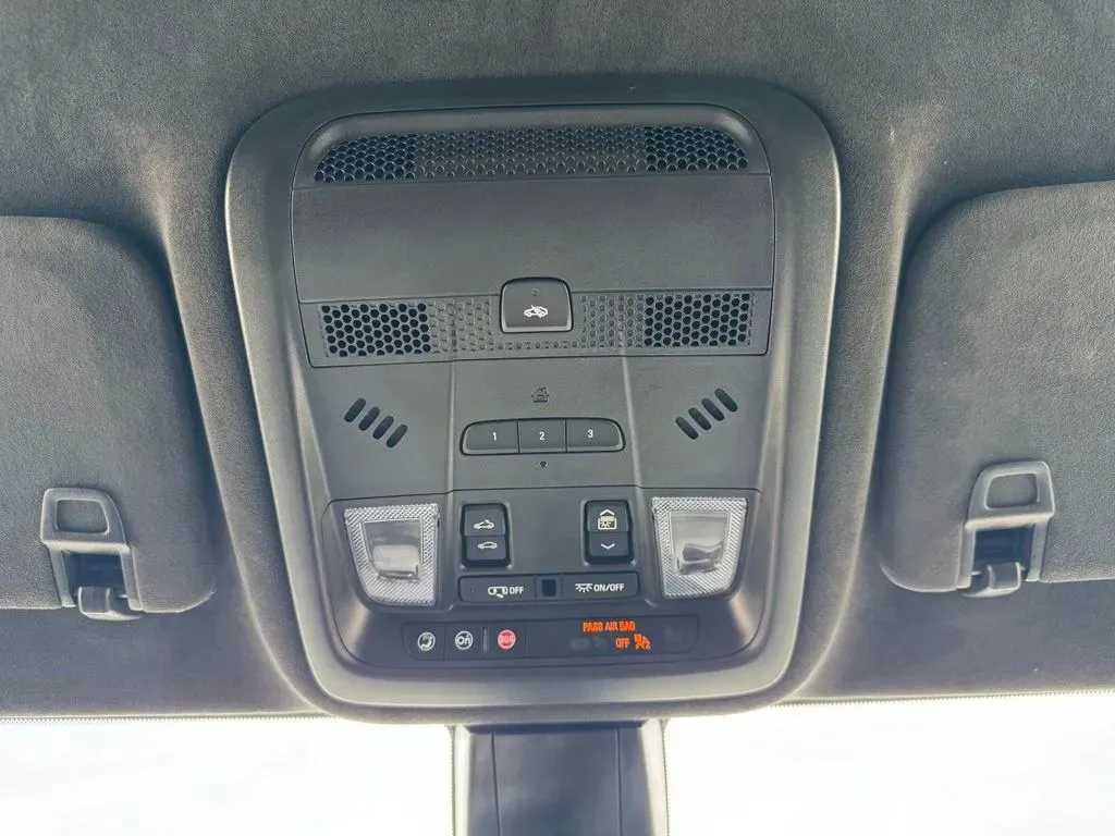 Cadillac XT6 photo 31
