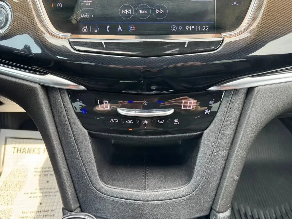 Cadillac XT6 photo 29