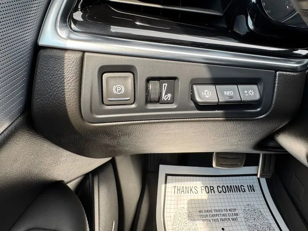 Cadillac XT6 photo 24