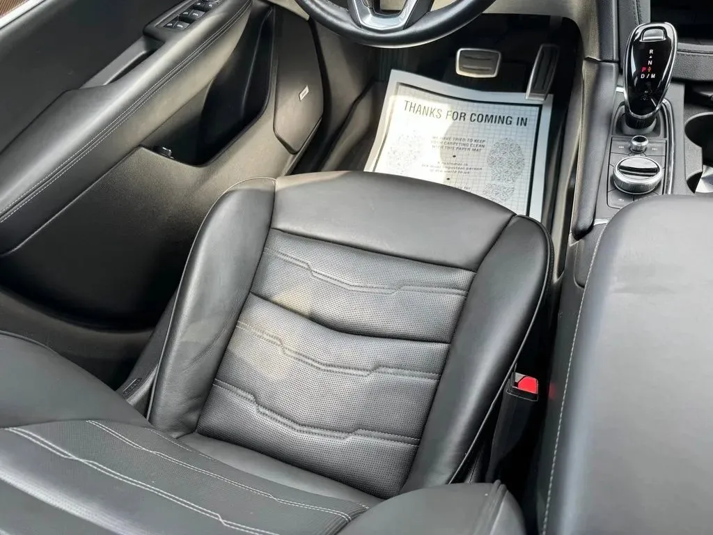 Cadillac XT6 photo 23