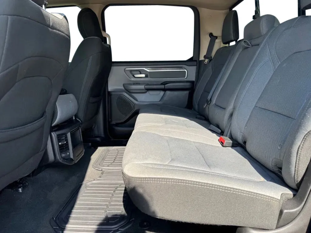 Ram 1500 photo 18