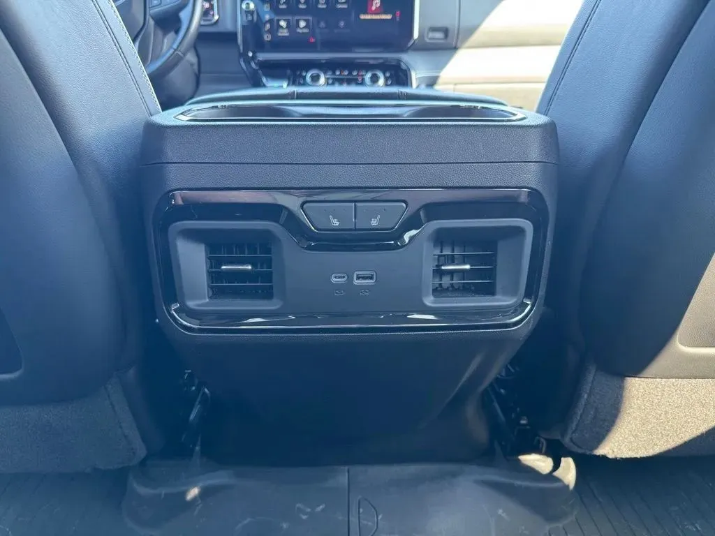 GMC Sierra photo 21