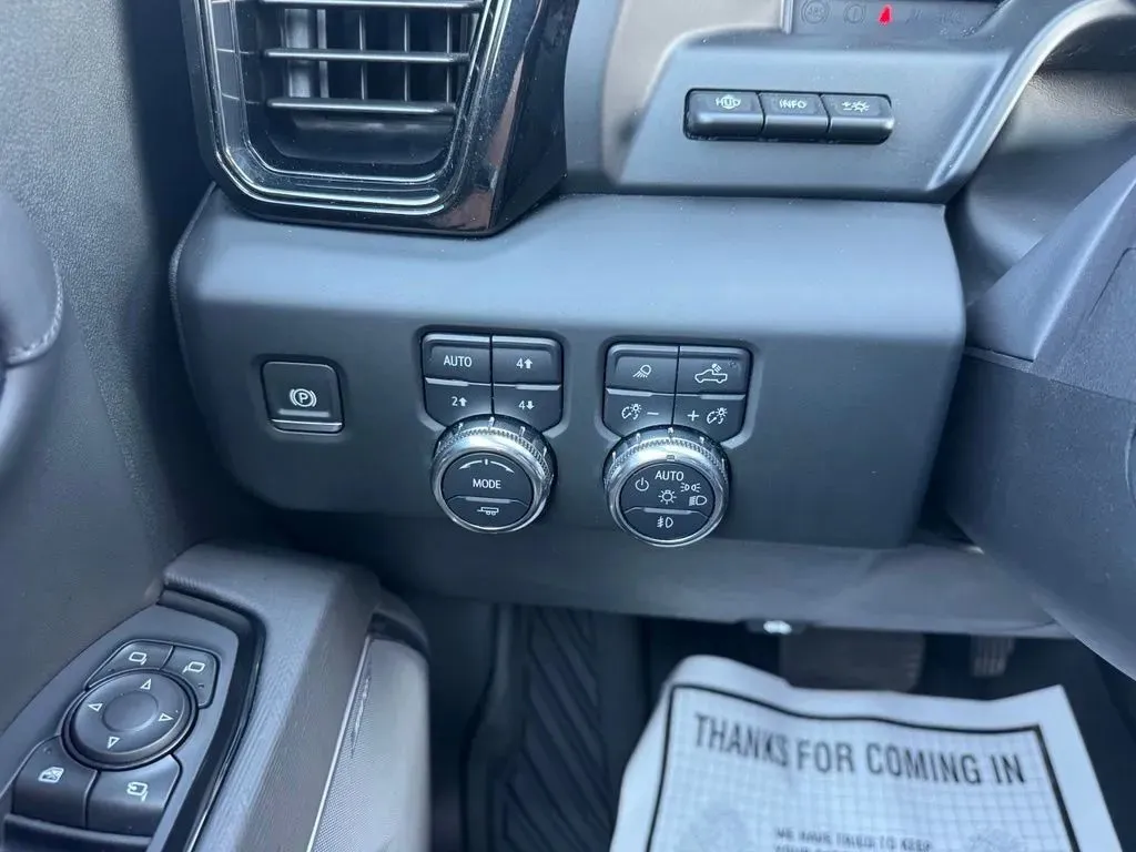 GMC Sierra photo 24