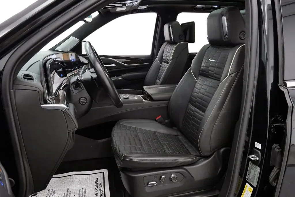 Cadillac Escalade photo 10