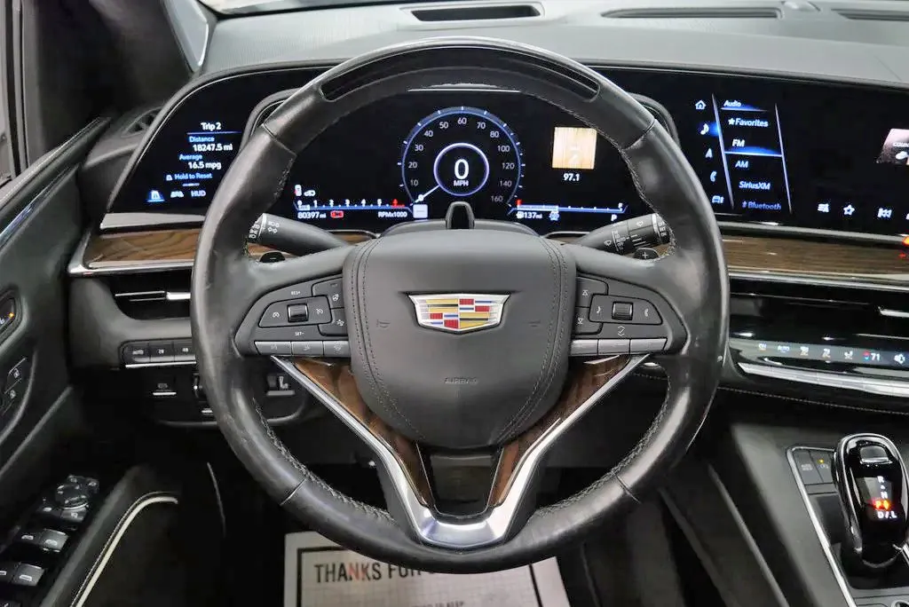 Cadillac Escalade photo 25