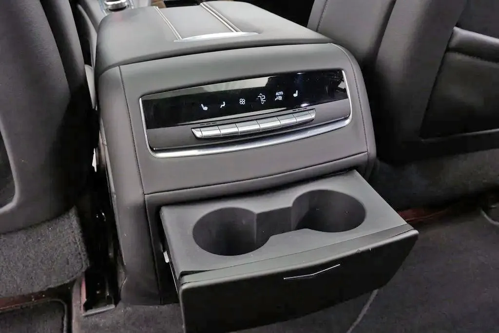 Cadillac Escalade photo 20
