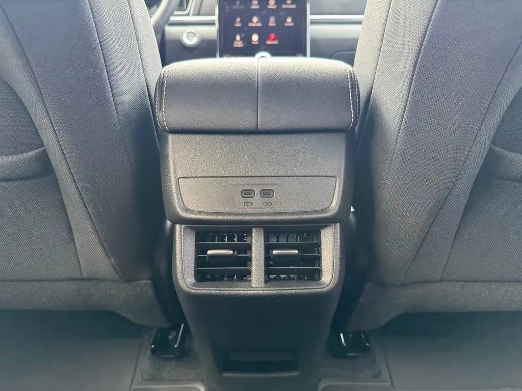 GMC Terrain photo 19