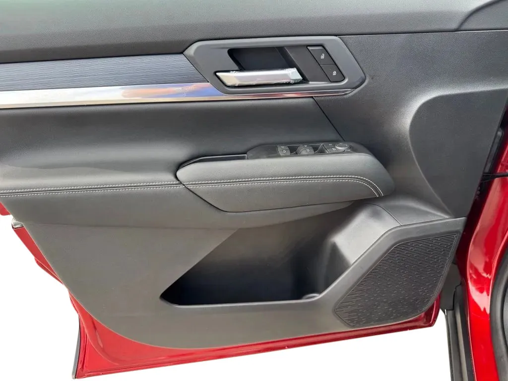 GMC Terrain photo 11