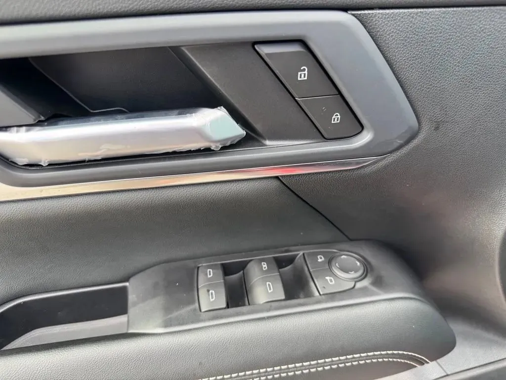 GMC Terrain photo 12