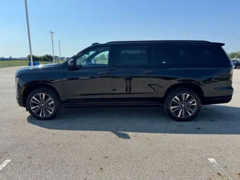 More photos of 2026 Cadillac Escalade ESV Sport at Braden Cadillac GMC, OH
