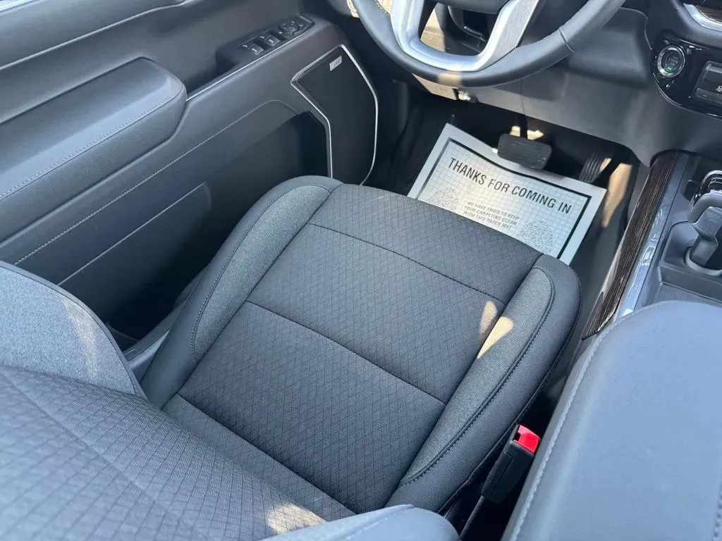 GMC Sierra photo 19