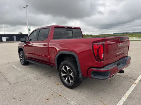 More photos of 2022 GMC Sierra 1500 Limited AT4 at Braden Cadillac GMC, OH